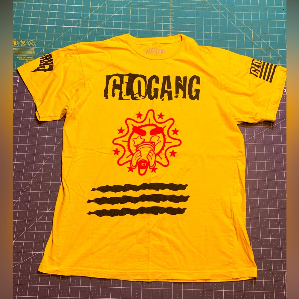 GloGang yellow Large T-shirt